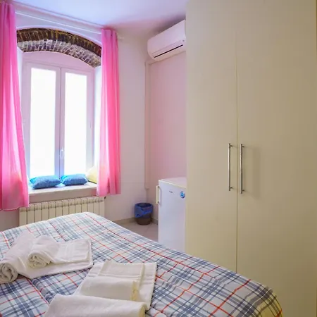 Ca Torre Guest house *